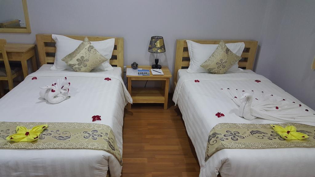 Asian Smile Hotel Γιανγκόν Εξωτερικό φωτογραφία